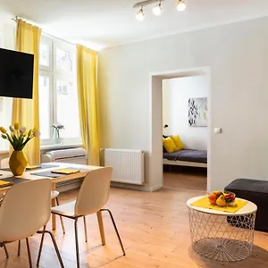https://freshly-renovated-with-a-c-mitte-prenzlauer-berg.find-berlin-hotels.com